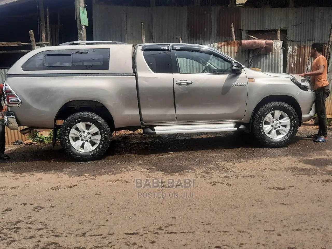 Toyota Hilux 2018 Gold
