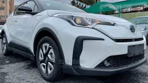 New Toyota C-HR 2023 White
