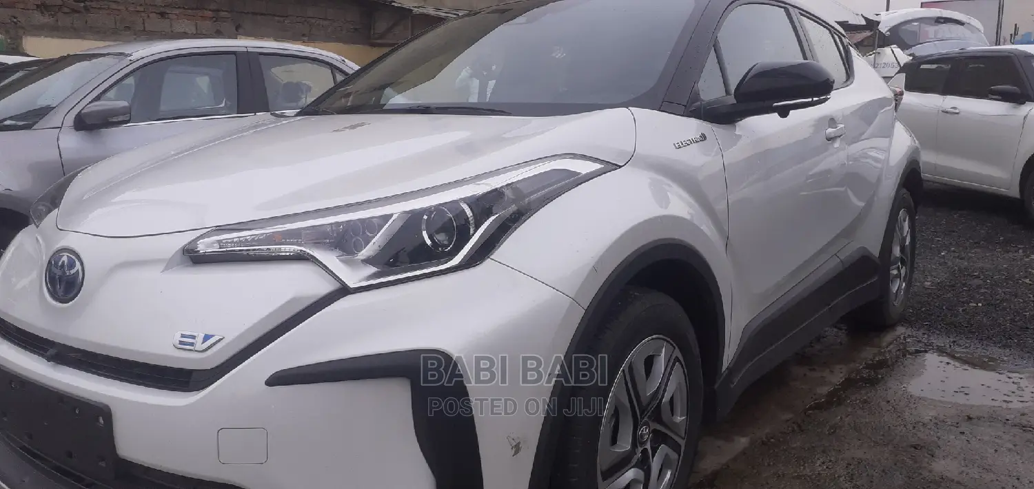 New Toyota C-HR 2023 White