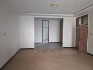 7bdrm House in Samit Cmc, Bole for sale