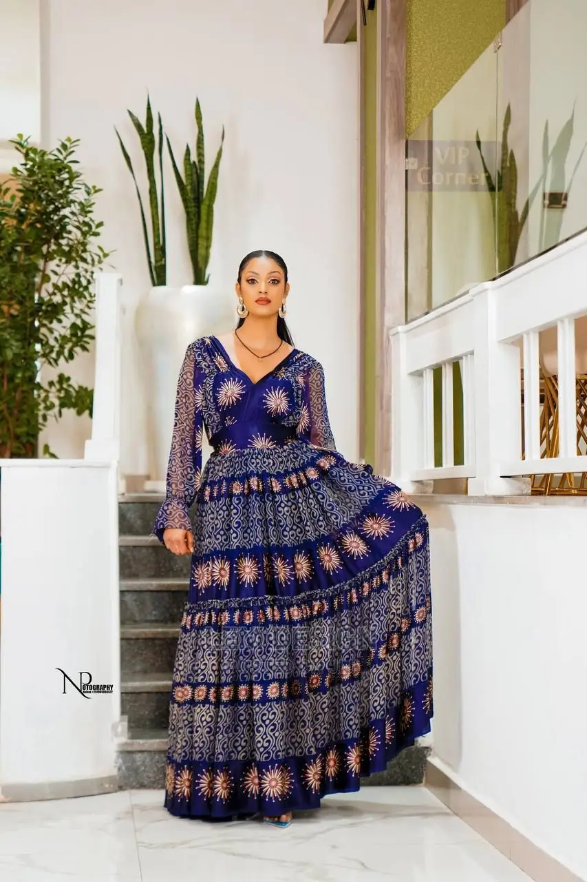 አዳዲስ ቀሚሶችን
በተመጣጣኝ ዋጋ ይዘዙ ! 