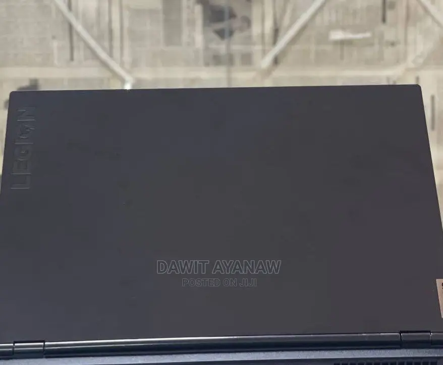 New Laptop 8GB AMD Ryzen 5 SSD 512GB