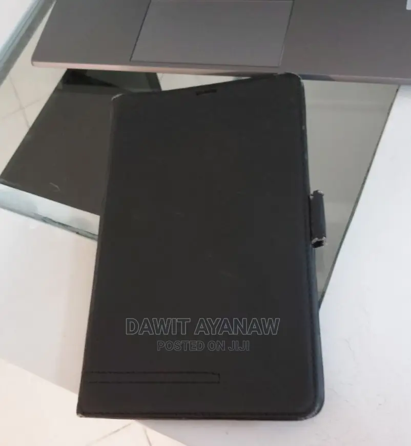 New Samsung Galaxy Tab 4 16 GB Silver