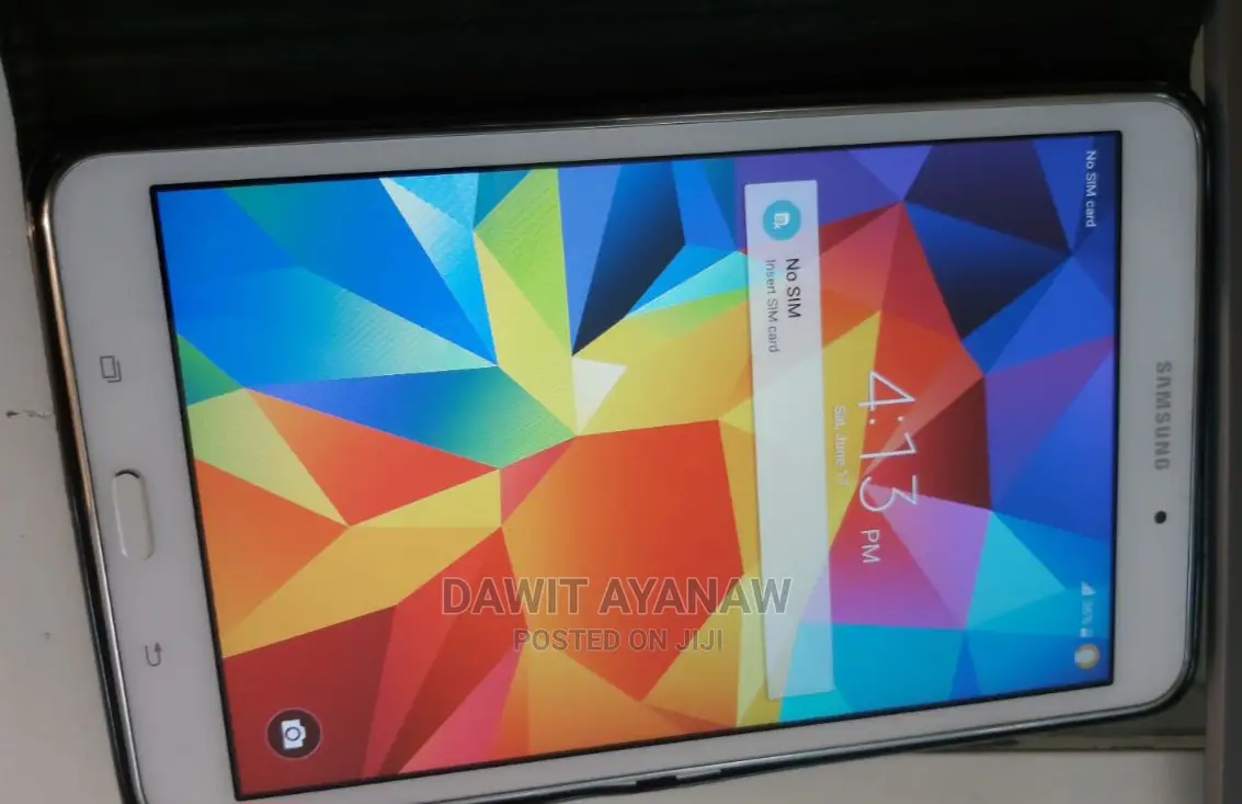 New Samsung Galaxy Tab 4 16 GB Silver