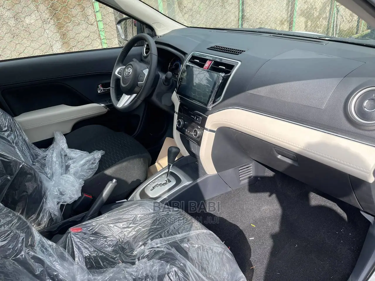 New Toyota Rush 2023 Gray