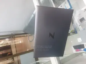 New Laptop HP ZBook 14 16GB Intel Core I7 SSD 512GB