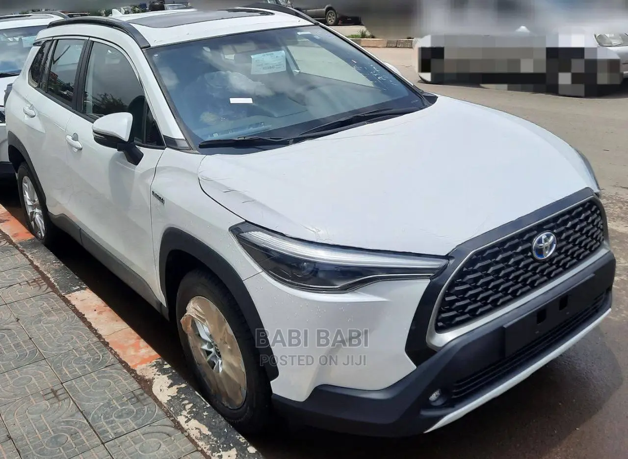 New Toyota Corolla 2023 White