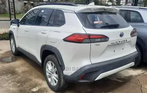 New Toyota Corolla 2023 White