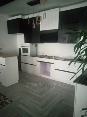 8bdrm House in Bole Bolbula for sale