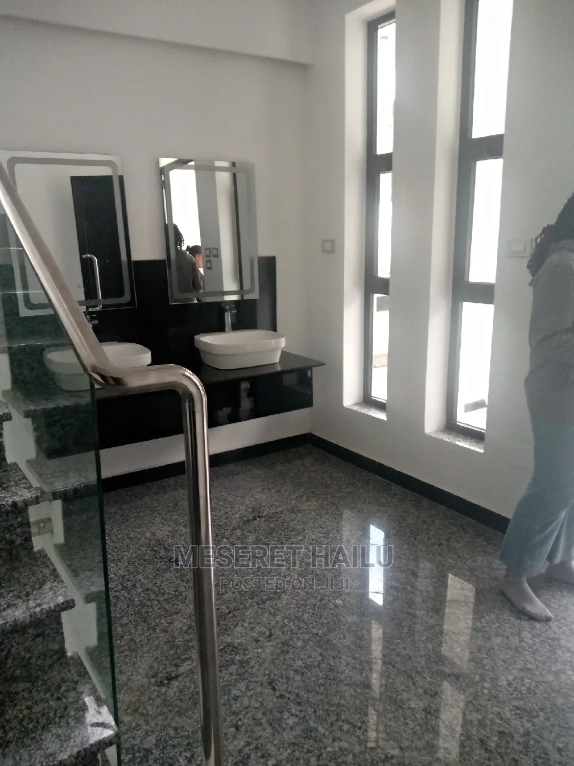 8bdrm House in Bole Bolbula for sale