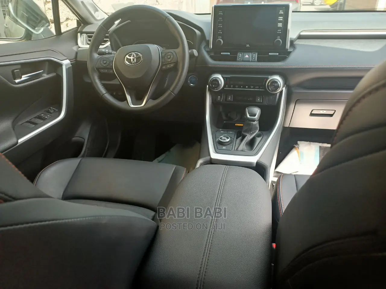 New Toyota RAV4 2023 Green