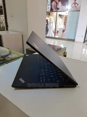 New Laptop Lenovo ThinkPad Yoga 370 8GB Intel Core I5 SSD 512GB