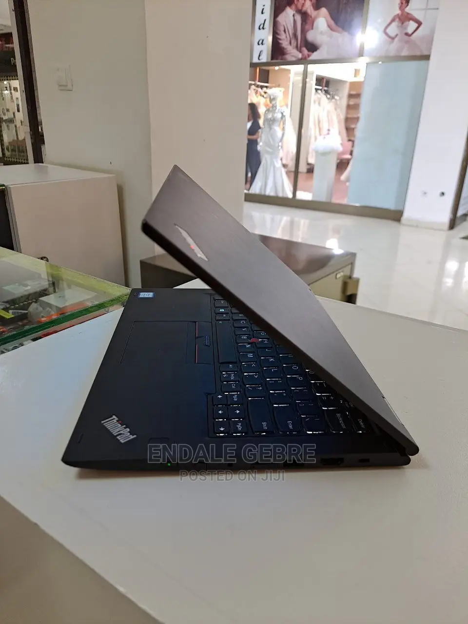 New Laptop Lenovo ThinkPad Yoga 370 8GB Intel Core I5 SSD 512GB