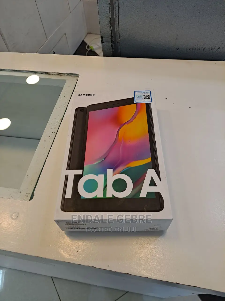 New Samsung Galaxy Tab A SM-T285 32 GB Gray