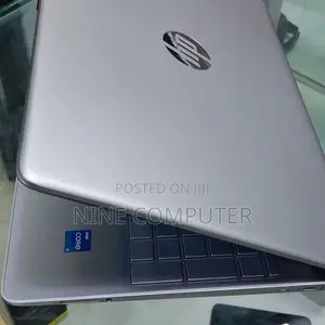 New Laptop HP 8GB Intel Core I3 SSD 512GB
