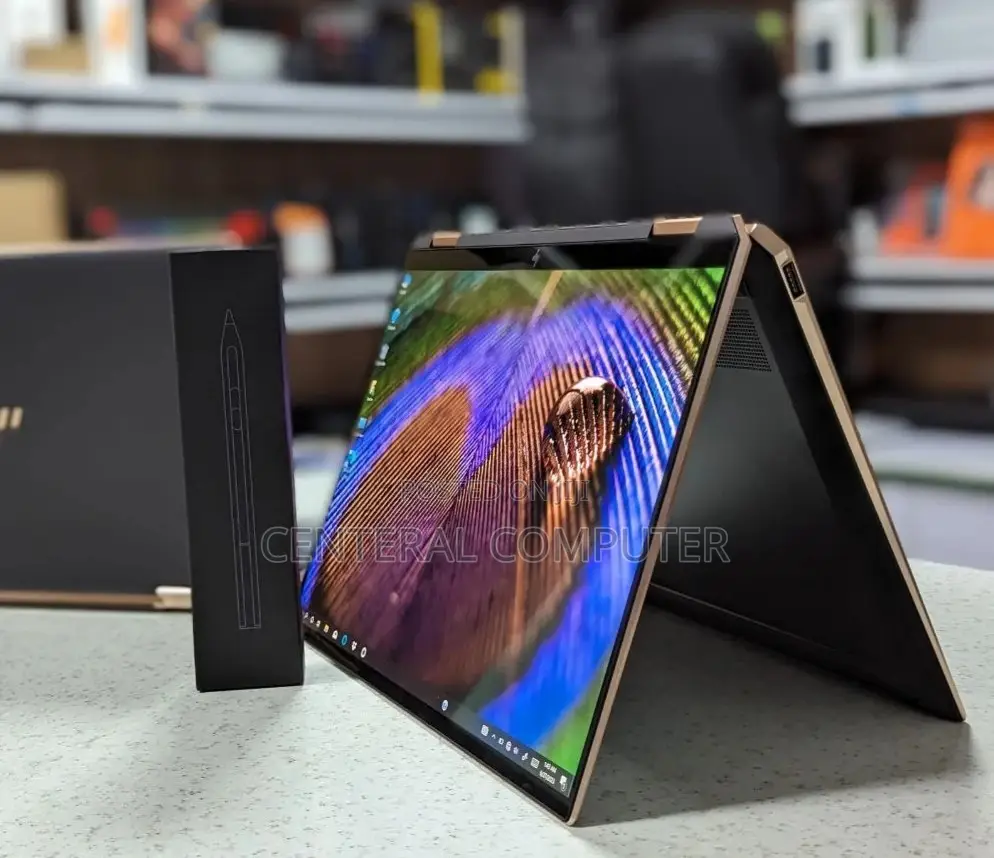 New Laptop HP Spectre 14 16GB Intel Core I7 SSD 512GB
