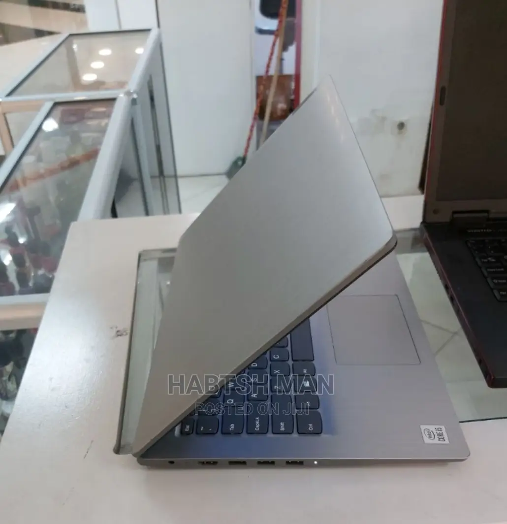New Laptop Lenovo Ideapad 3 8GB Intel Core I5 SSD 512GB