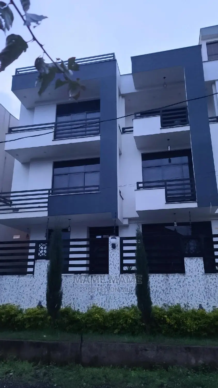 6bdrm House in Addis Abeba, Bole for sale