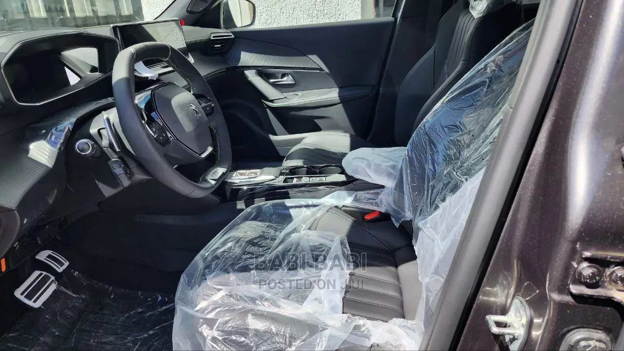 New Peugeot 2008 2023 Silver