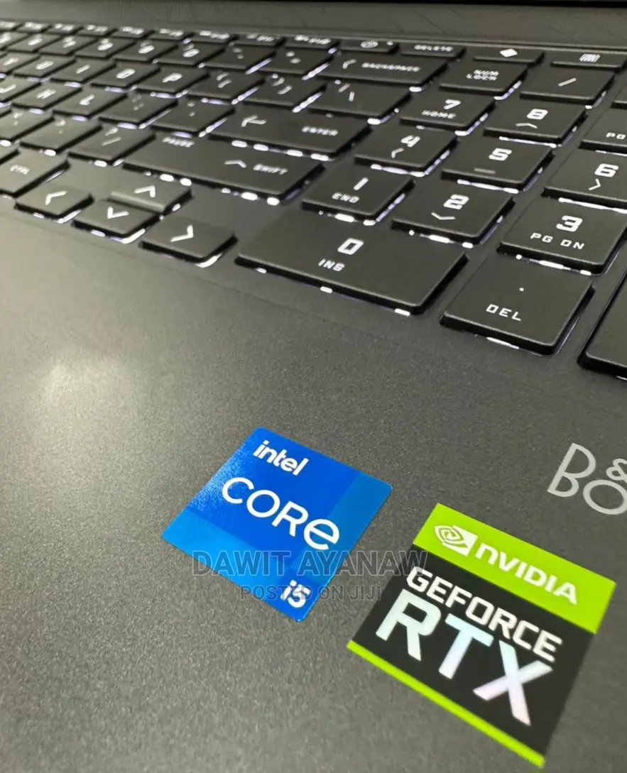 New Laptop 8GB Intel Core I5 SSD 512GB