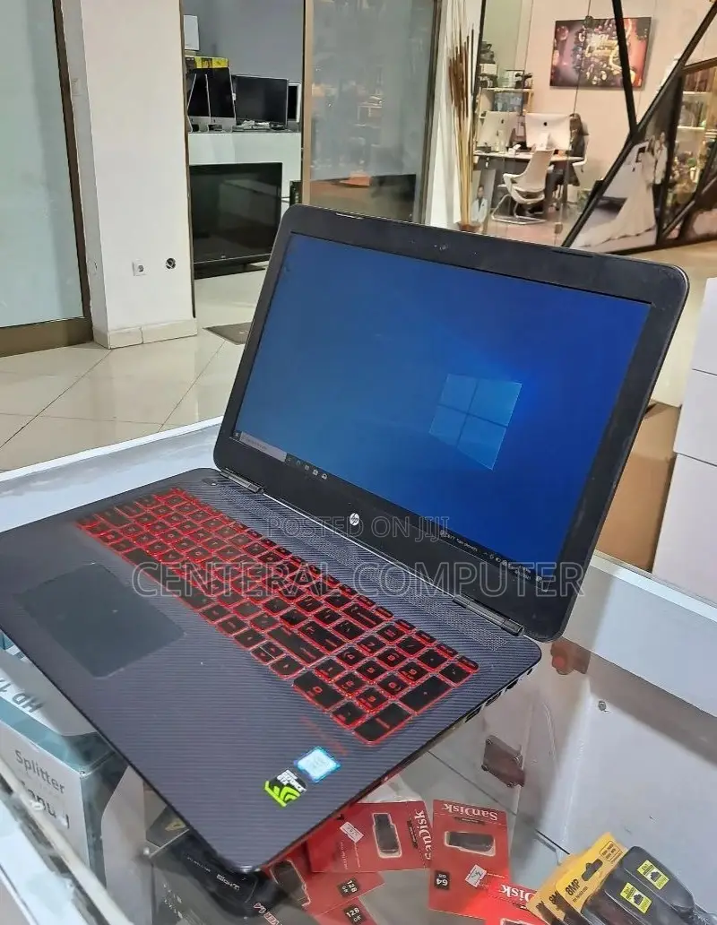New Laptop HP 8GB Intel Core I7 HDD+SSD 1T