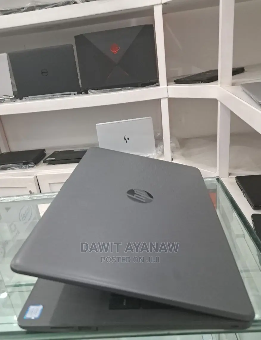 New Laptop 8GB Intel Core I7 HDD 1T