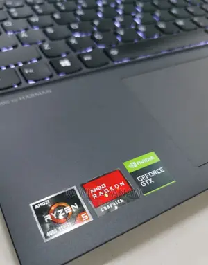 Photo - New Laptop Lenovo Legion 5 8GB AMD Ryzen 5 SSD 256GB