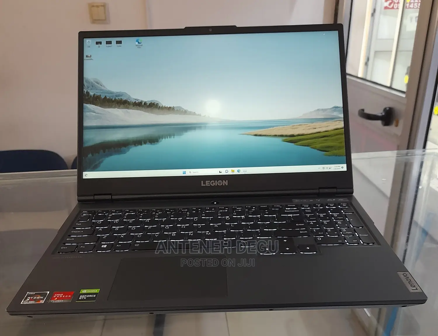 New Laptop Lenovo Legion 5 8GB AMD Ryzen 5 SSD 512GB