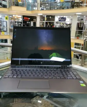 Photo - New Laptop HP Spectre X360 13 16GB Intel Core I7 SSD 512GB