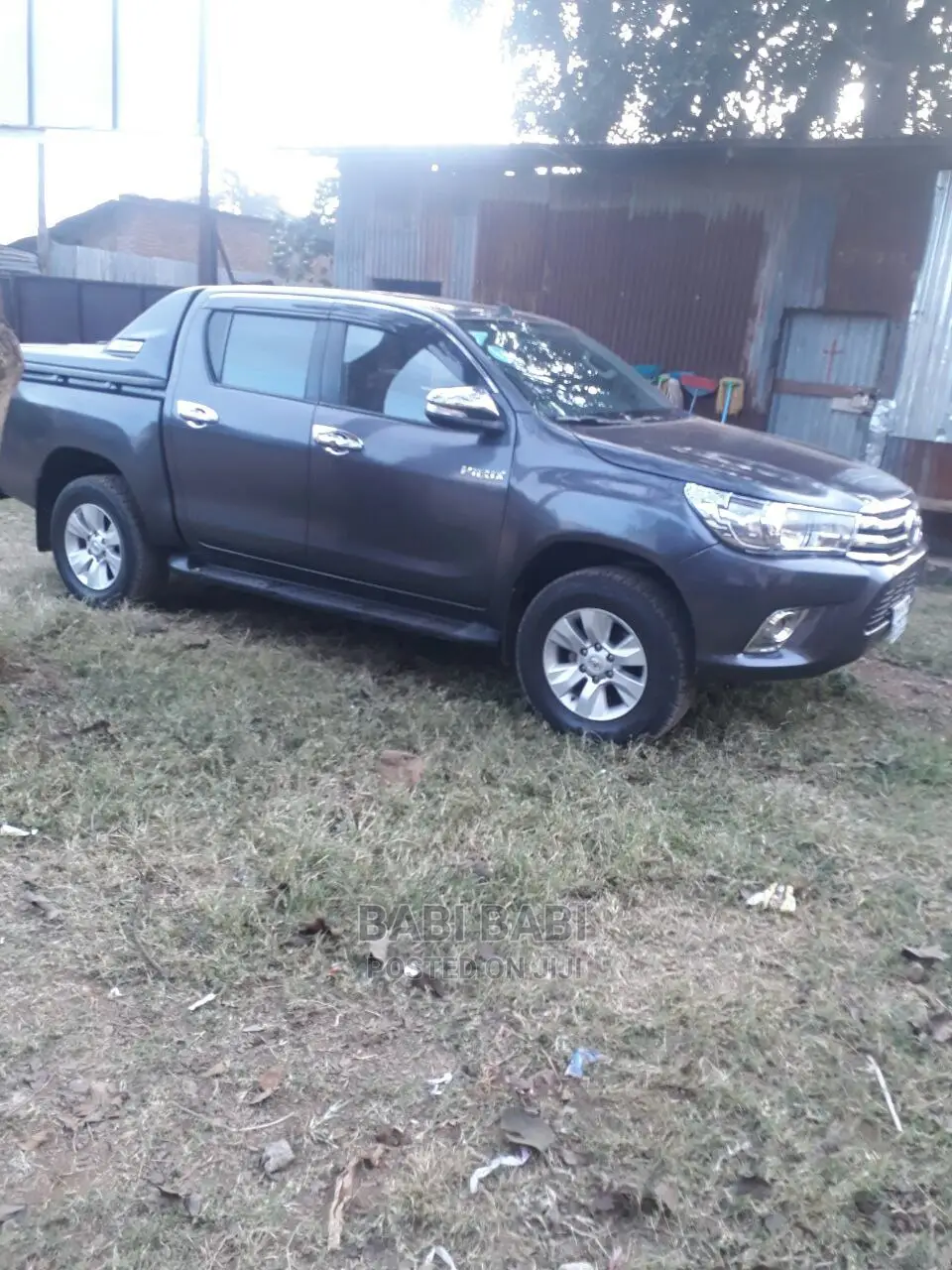 Toyota Hilux 2017 Gray