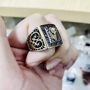 Totem Lion Head Titanium Steel Men's Stainless Steel