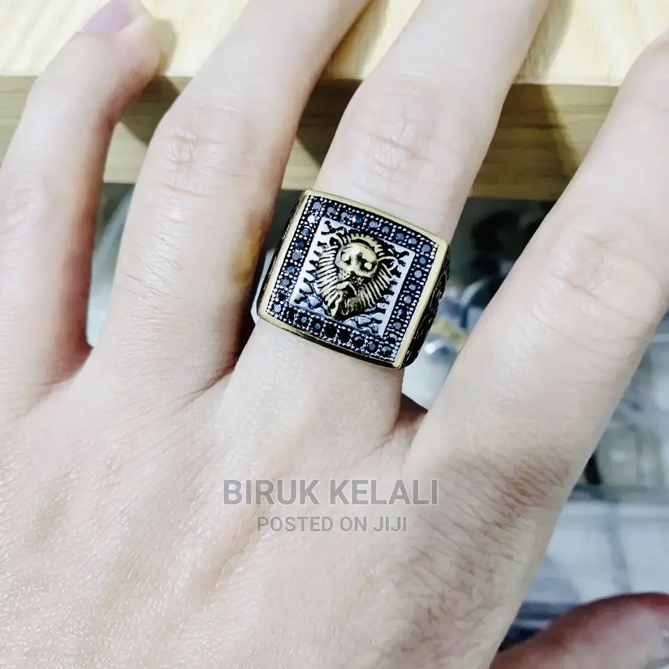 Totem Lion Head Titanium Steel Men's Stainless Steel