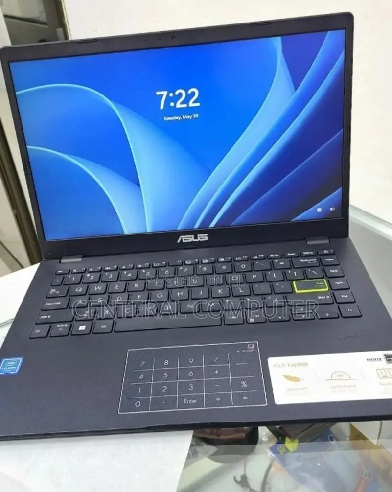 New Laptop Asus VivoBook S15 S510UQ 4GB Intel Celeron SSD 256GB