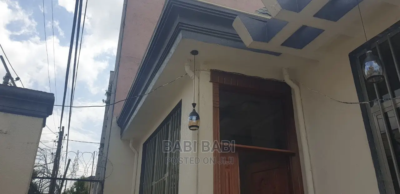 6bdrm House in Alem Bank, Kolfe Keranio for sale