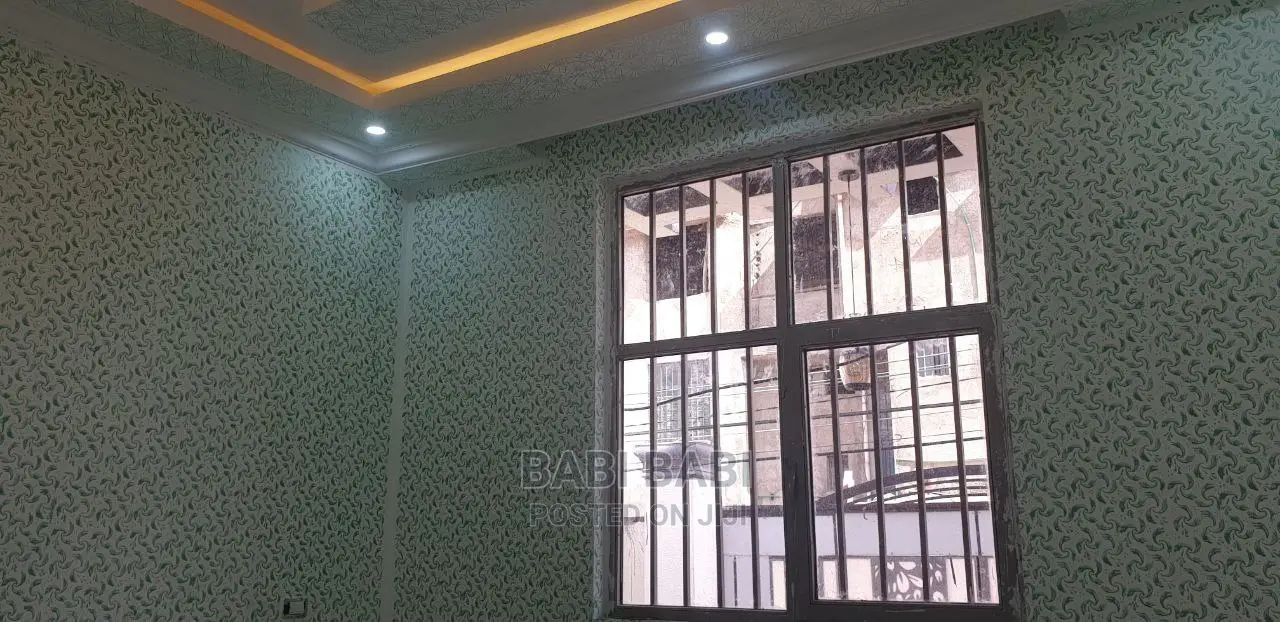 6bdrm House in Alem Bank, Kolfe Keranio for sale