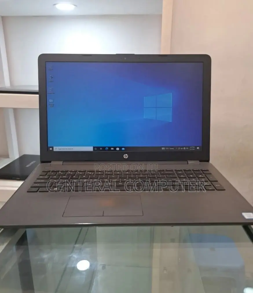 New Laptop HP Stream Notebook 8GB Intel Core I7 HDD 1T