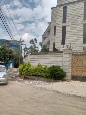 7bdrm House in Bsrate Gebreal, Nifas Silk-Lafto for sale