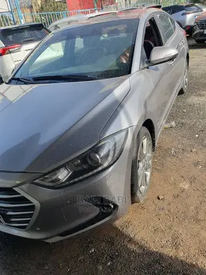 Hyundai Avante 2017 Silver