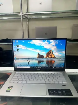 New Laptop Acer 16GB AMD Ryzen 7 SSD 512GB