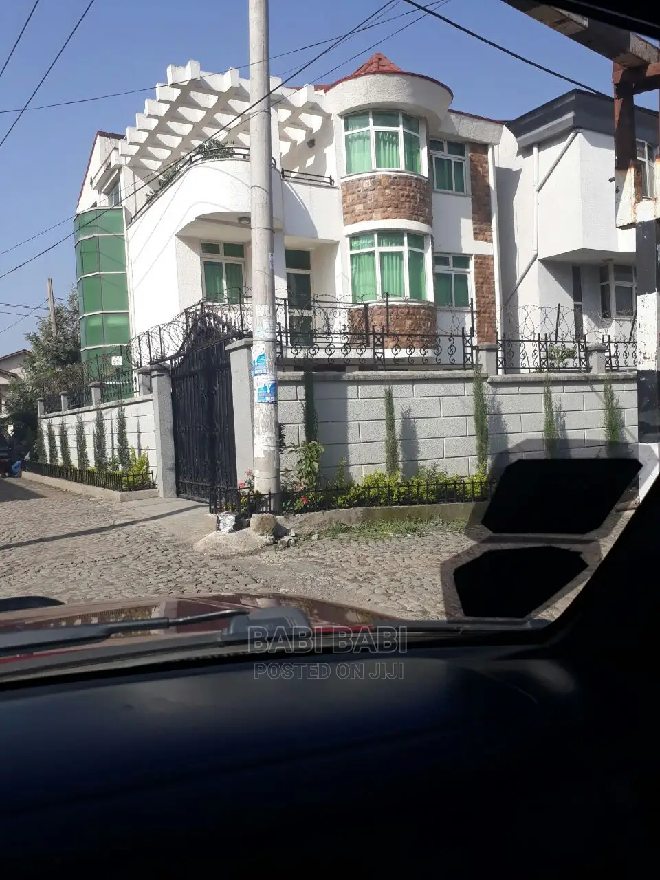 6bdrm House in ፊጋ አከባቢ, Bole for sale