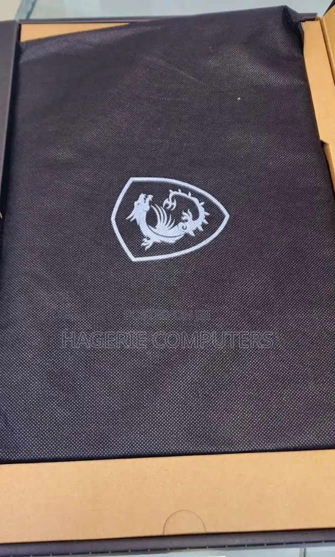 New Laptop MSI Crosshair 15 B12U 16GB Intel Core I7 SSD 1T