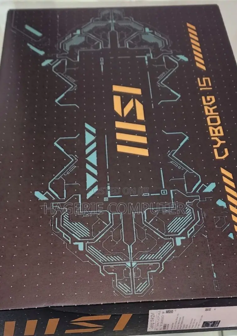 New Laptop MSI Crosshair 15 8GB Intel Core I7 SSD 1T