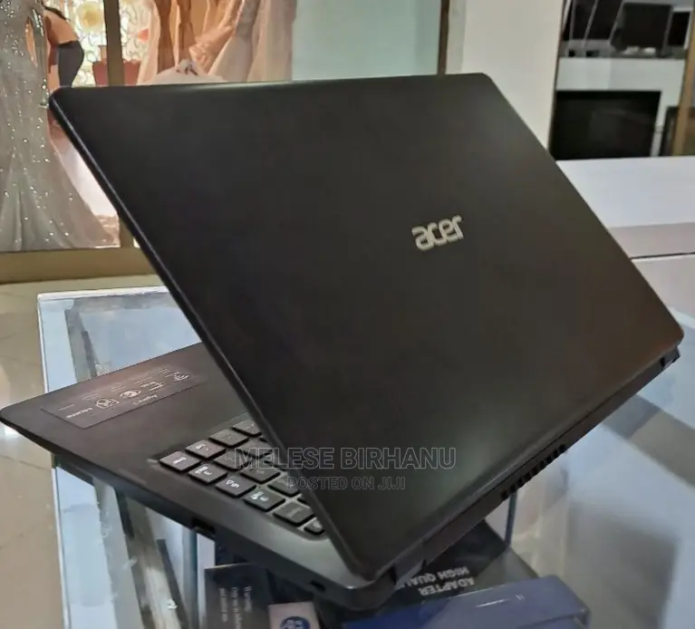New Laptop Acer Aspire 3 8GB Intel Core i3 SSD 512GB