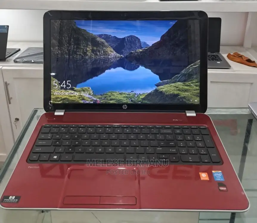 New Laptop HP Pavilion 15 8GB Intel Core i5 HDD 500GB