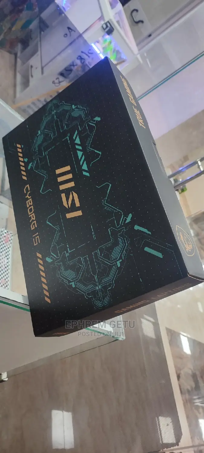 New Laptop MSI Katana GF66 8GB Intel Core I7 SSD 1T