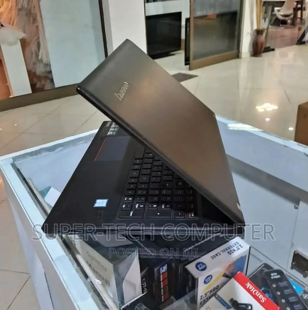 New Laptop Lenovo Ideapad 3 8GB Intel Core I7 HDD 1T