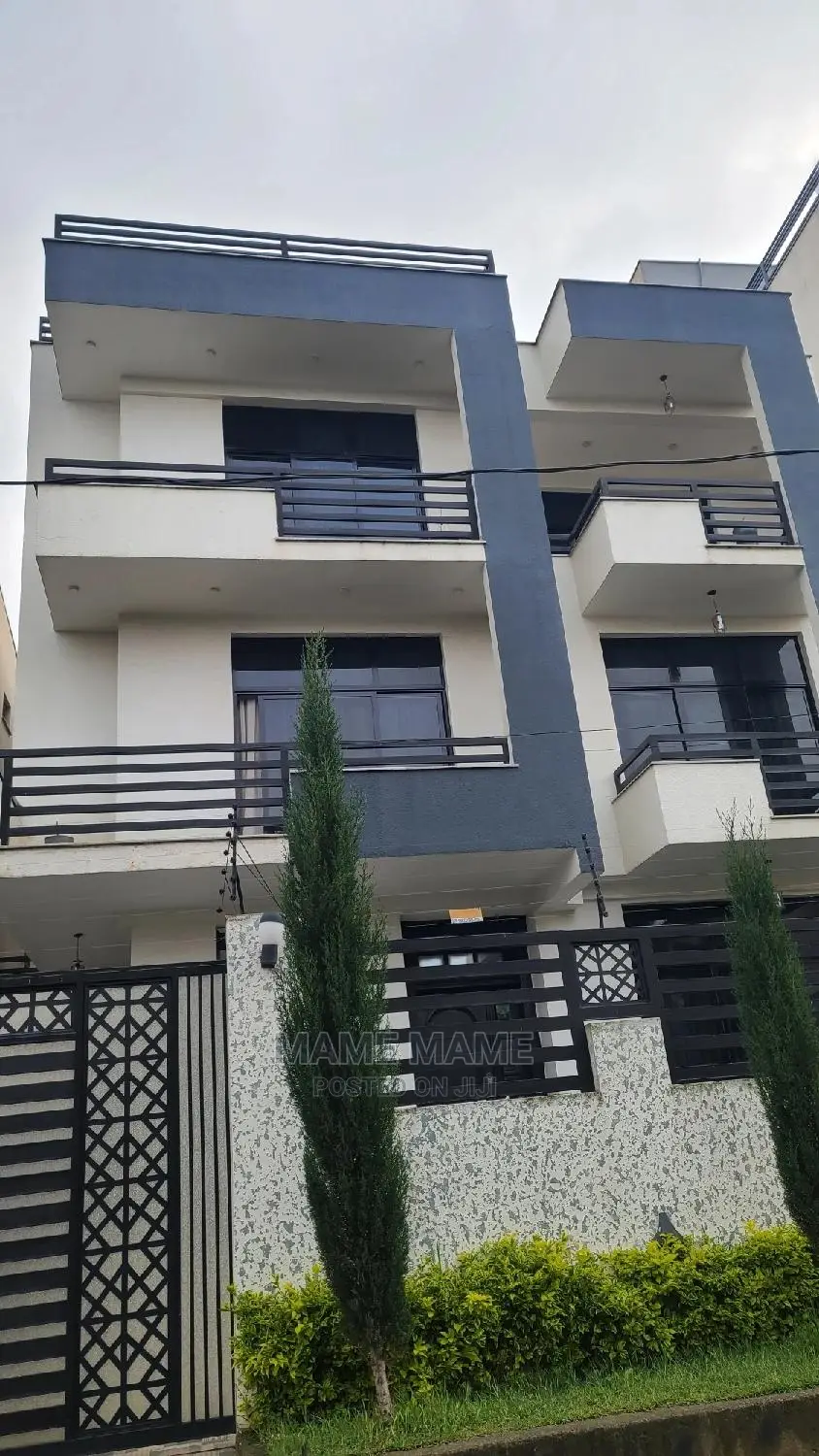 6bdrm House in Addis Abeba, Bole for sale