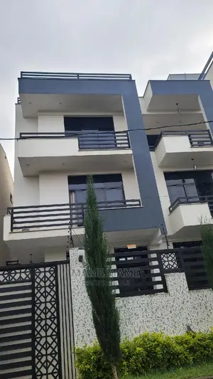 6bdrm House in Addis Abeba, Bole for sale