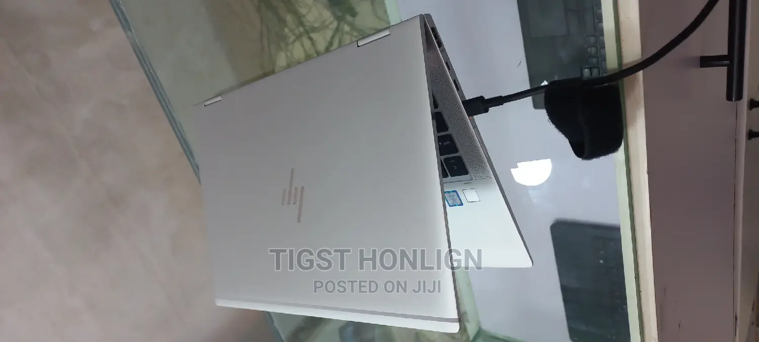 New Laptop HP EliteBook X GB Intel Core I7 SSD 512GB