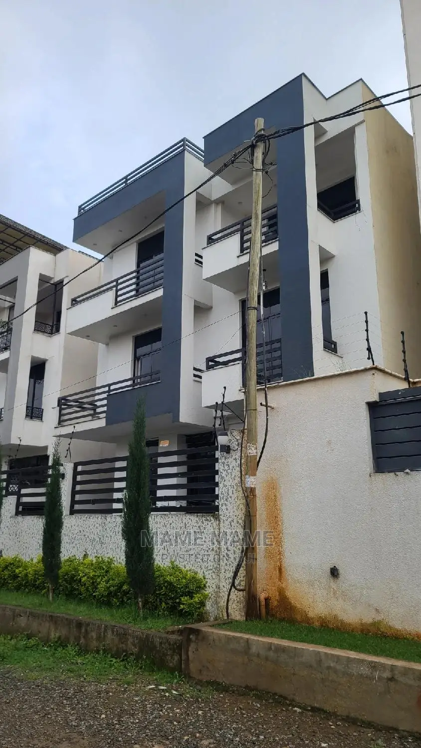 6bdrm House in Addis Abeba, Bole for sale